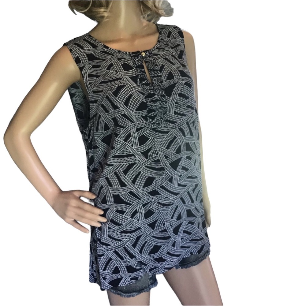 **LAST CHANCE CLEARANCE ends 08/07/26** BR Sleeveless Blouse